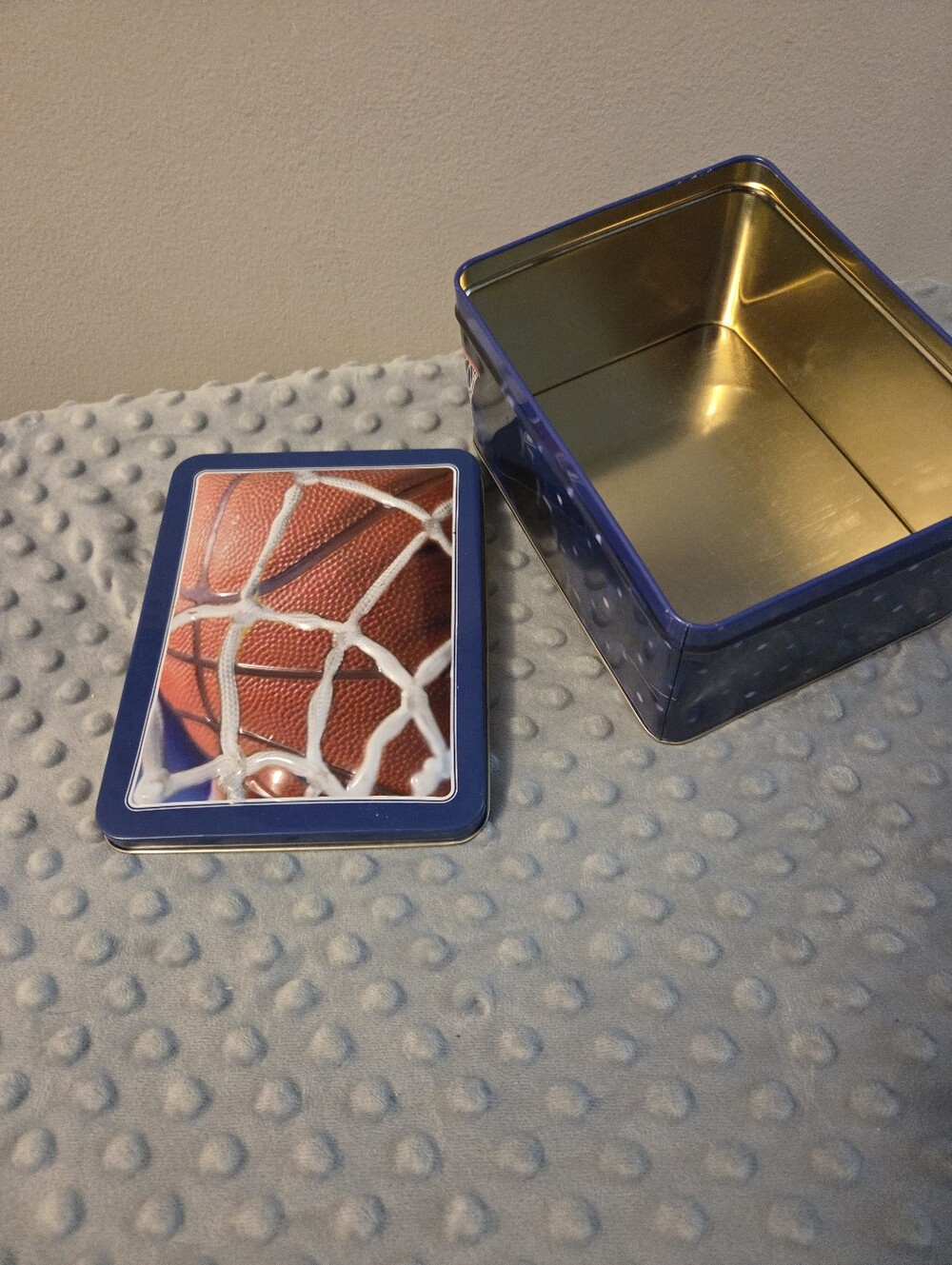 Simple Cute 3d Basketball Tin
